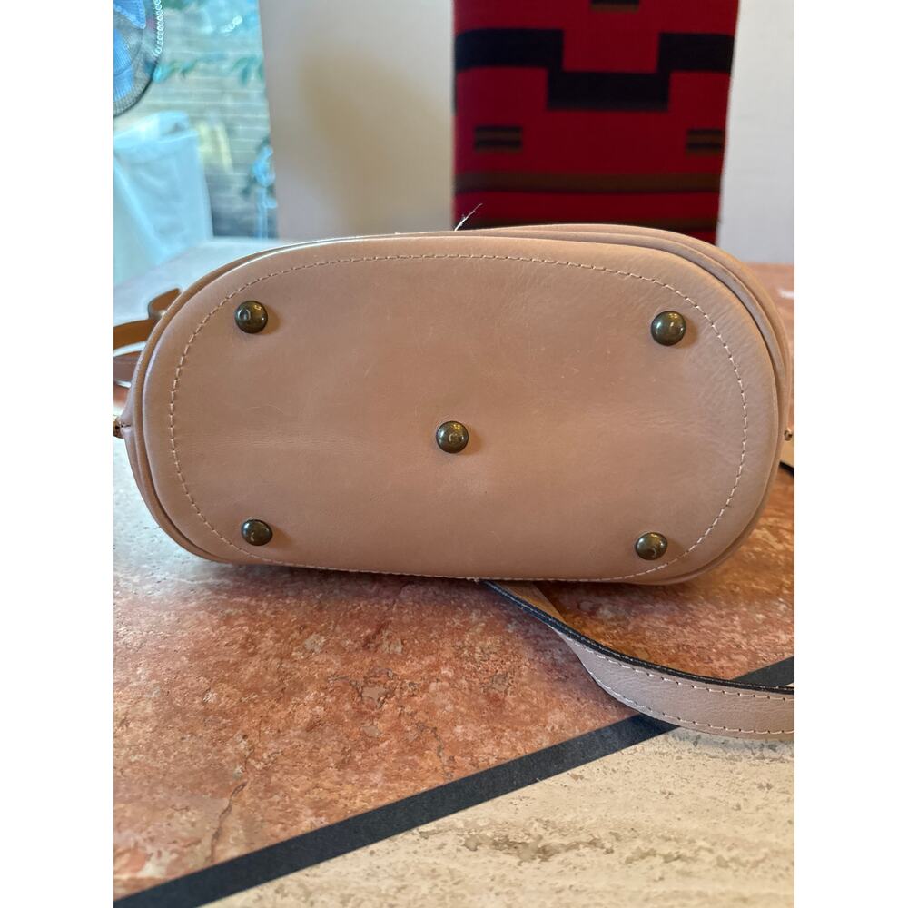 Patricia Nash Tan Floral Tooled Leather Crossbody Bag - Picture 7 of 10